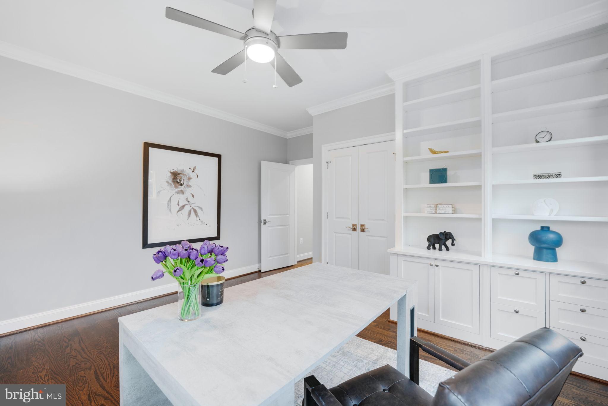 BERKSHIRE OAKWOOD - Residential