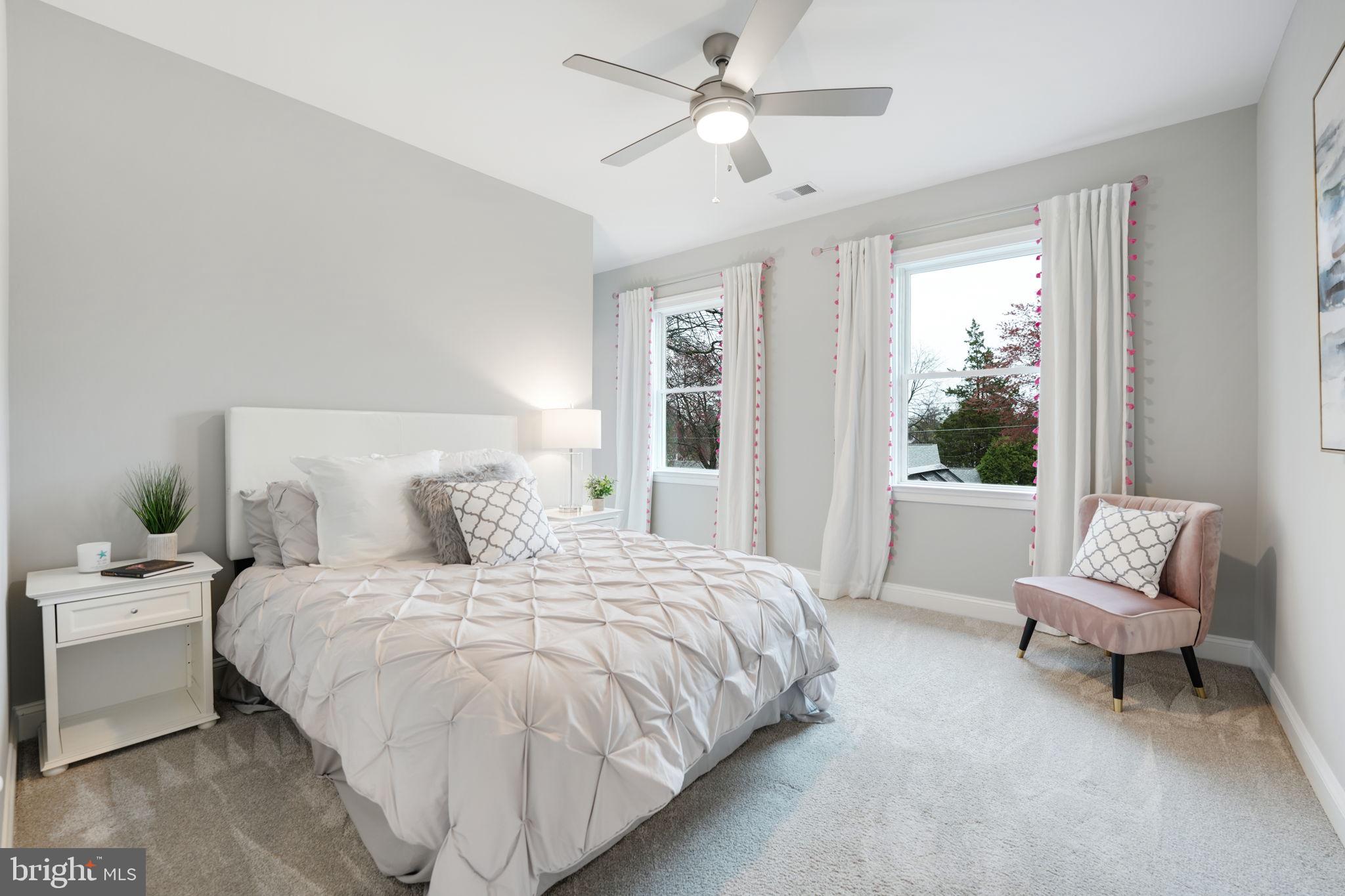 BERKSHIRE OAKWOOD - Residential