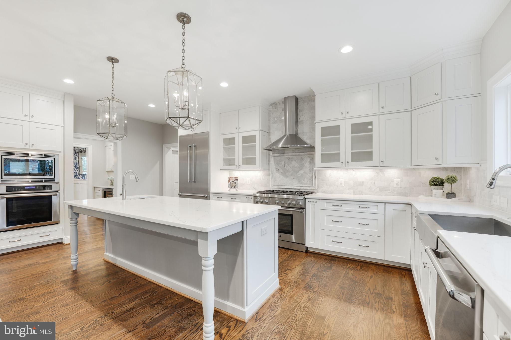 BERKSHIRE OAKWOOD - Residential