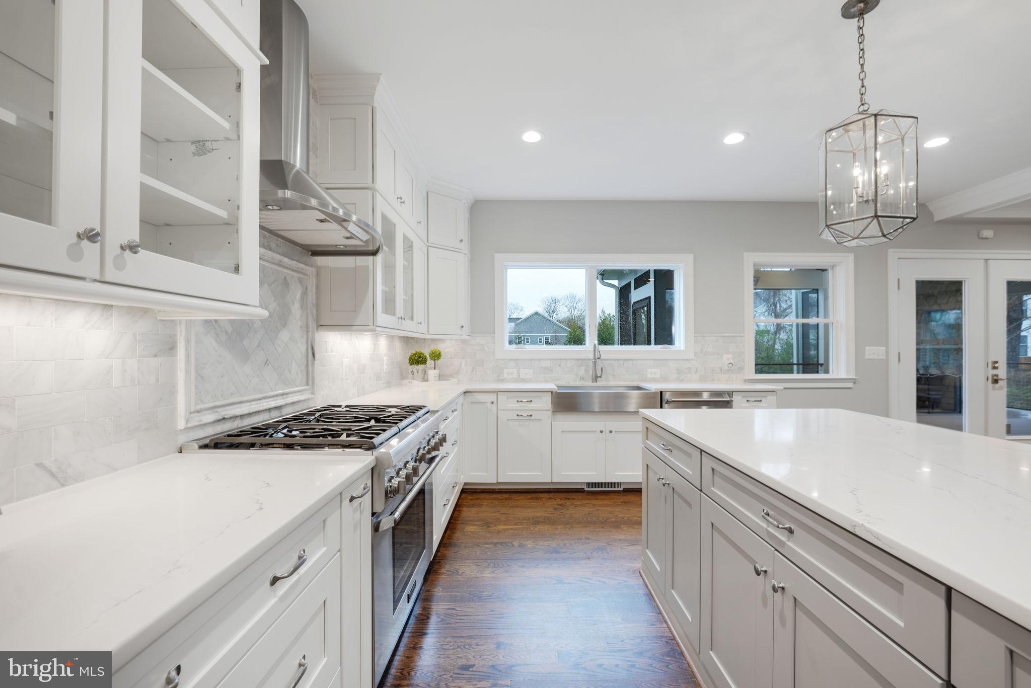 BERKSHIRE OAKWOOD - Residential