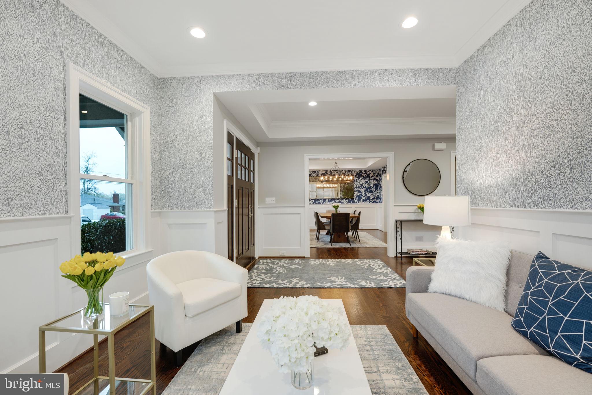 BERKSHIRE OAKWOOD - Residential