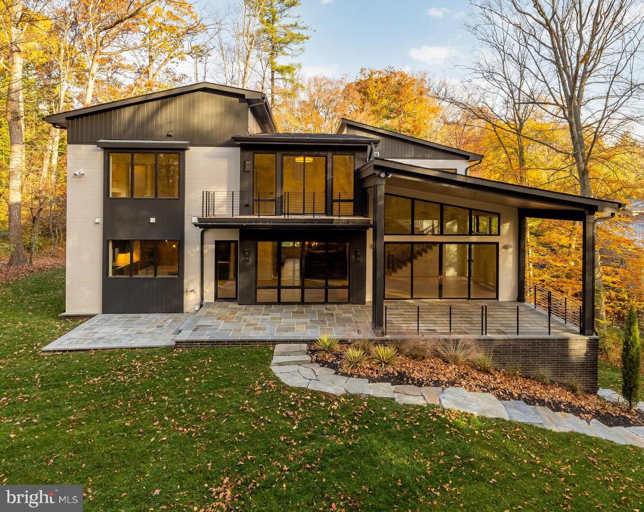 BANNOCKBURN - Residential