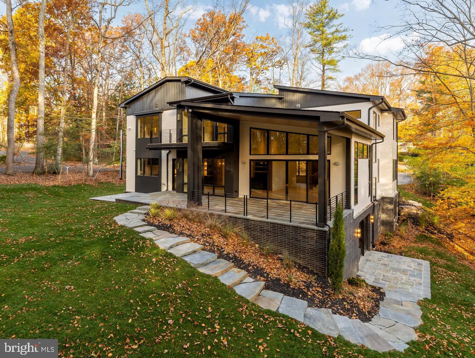 BANNOCKBURN - Residential