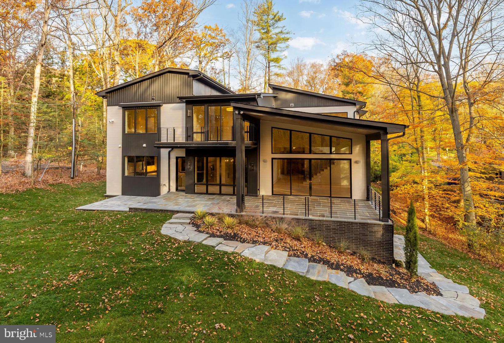 BANNOCKBURN - Residential