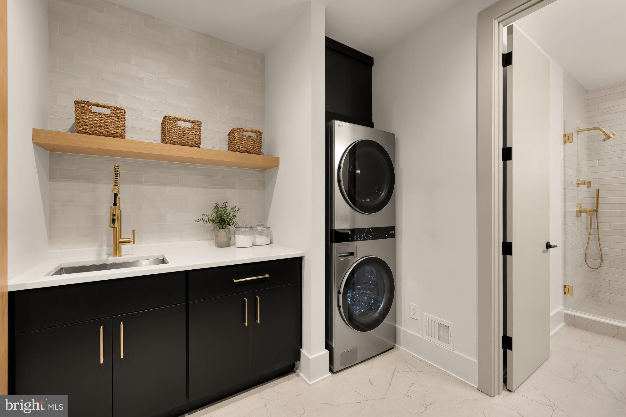 BANNOCKBURN - Residential