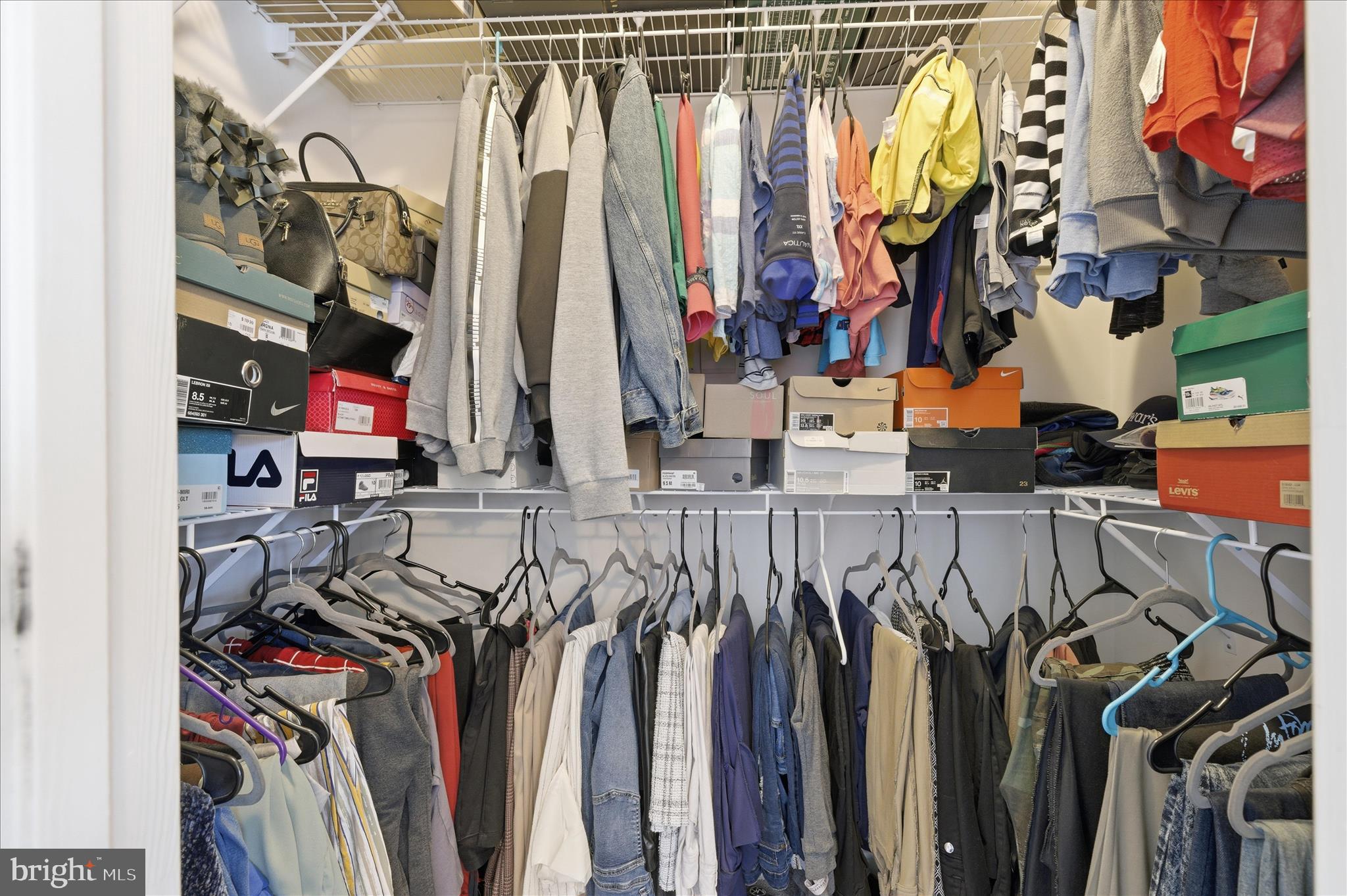 CHARLESTON TERRACE LA PLATA - Residential