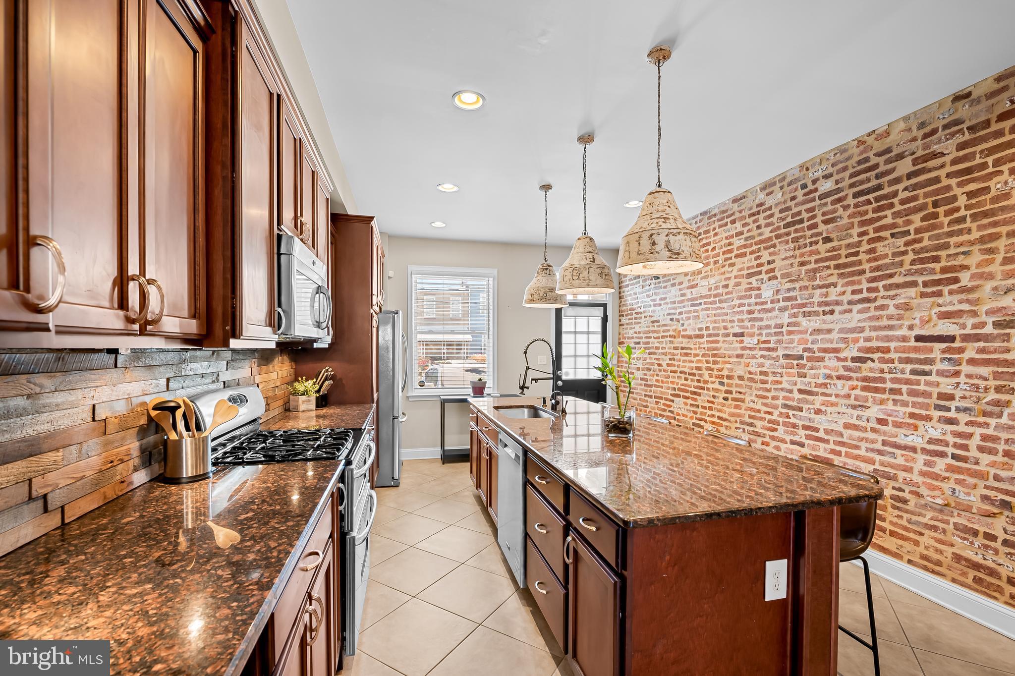 CANTON - Residential