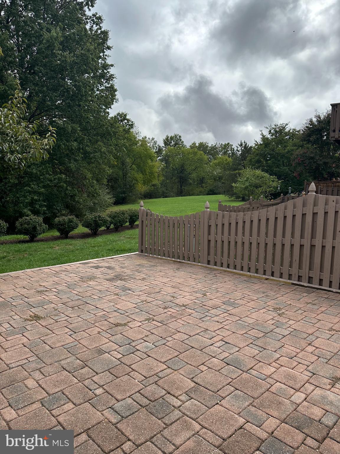 ASHBURN VILLAGE - Residential Lease