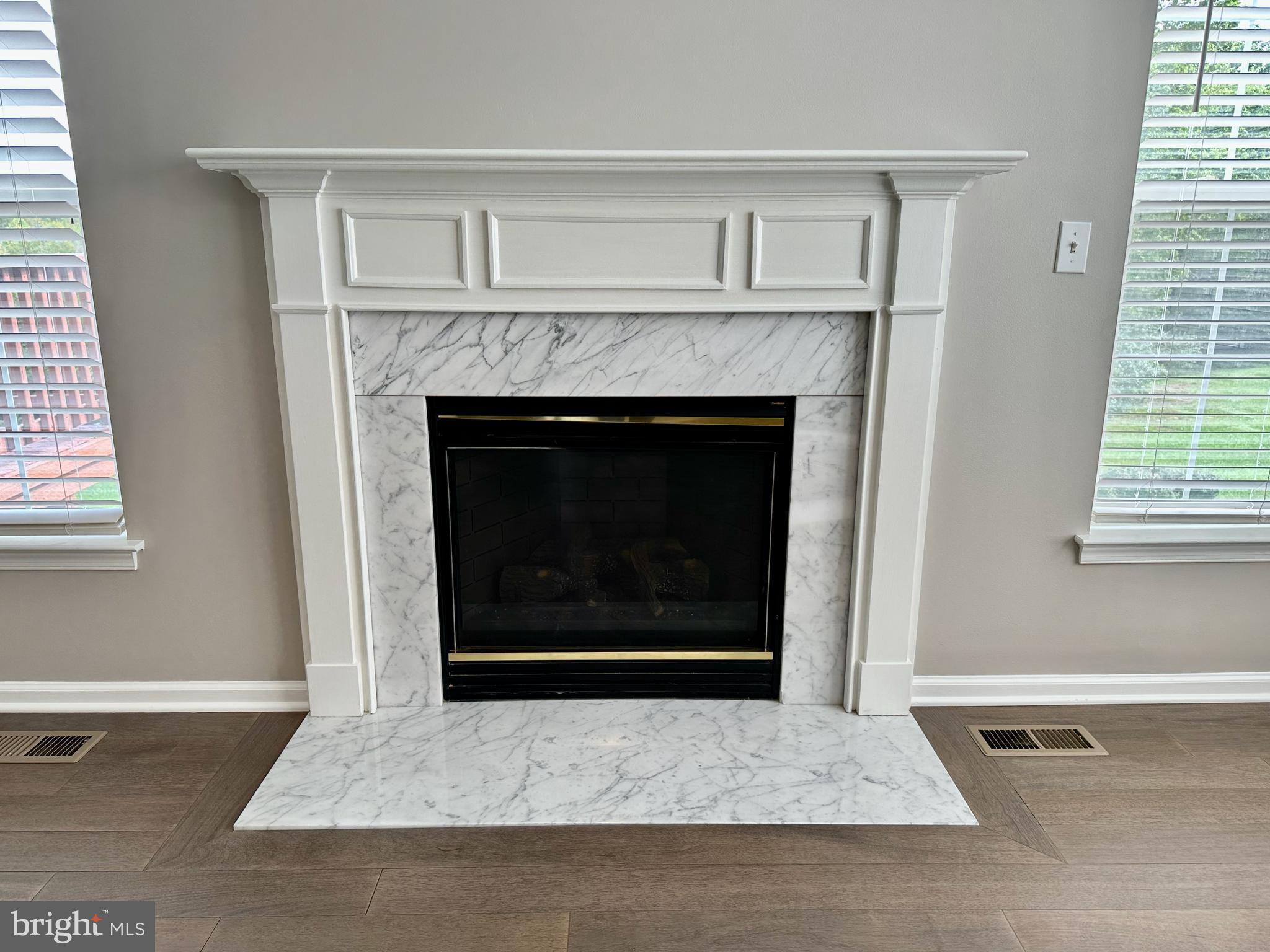 ASHBURN VILLAGE - Residential Lease