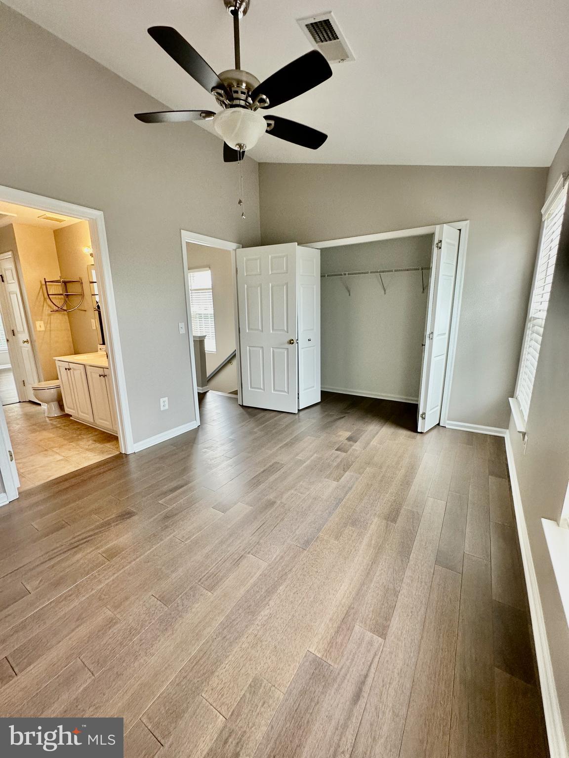 ASHBURN VILLAGE - Residential Lease