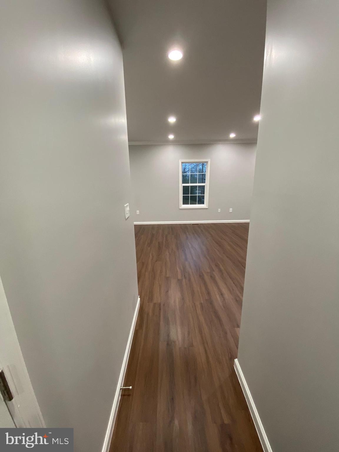 YORKSHIRE VILLAGE - Residential