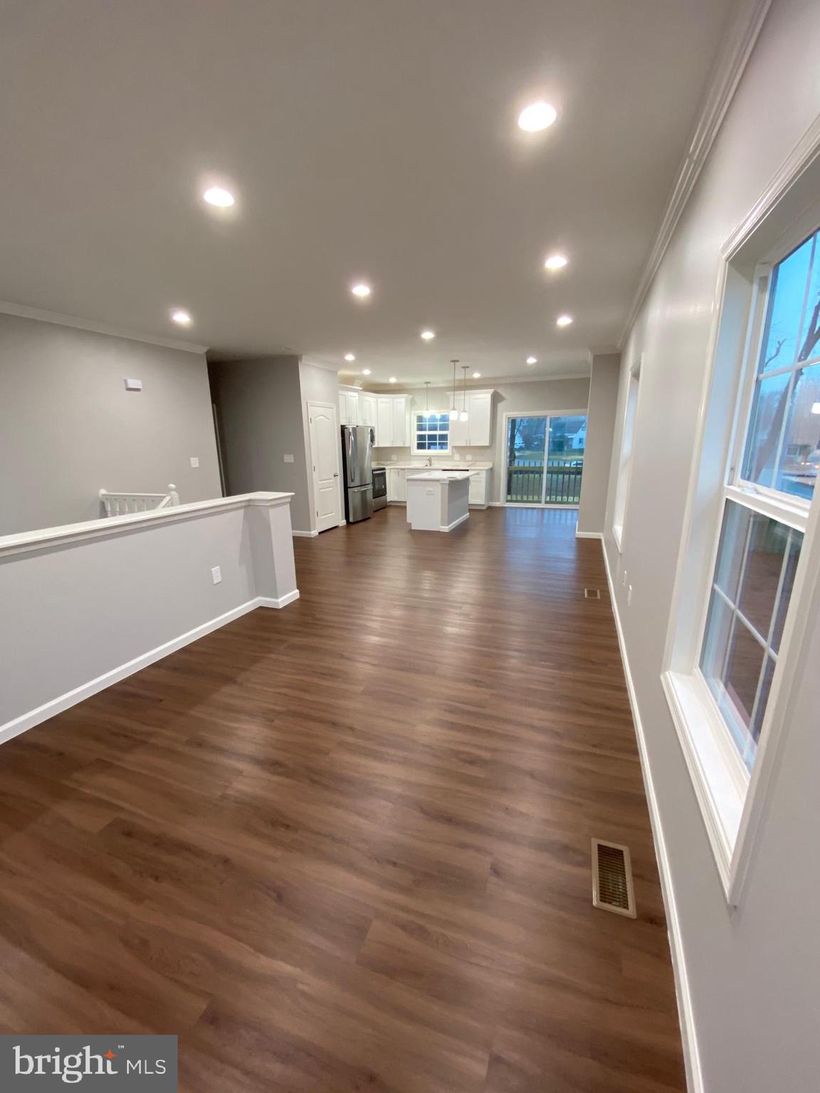 YORKSHIRE VILLAGE - Residential