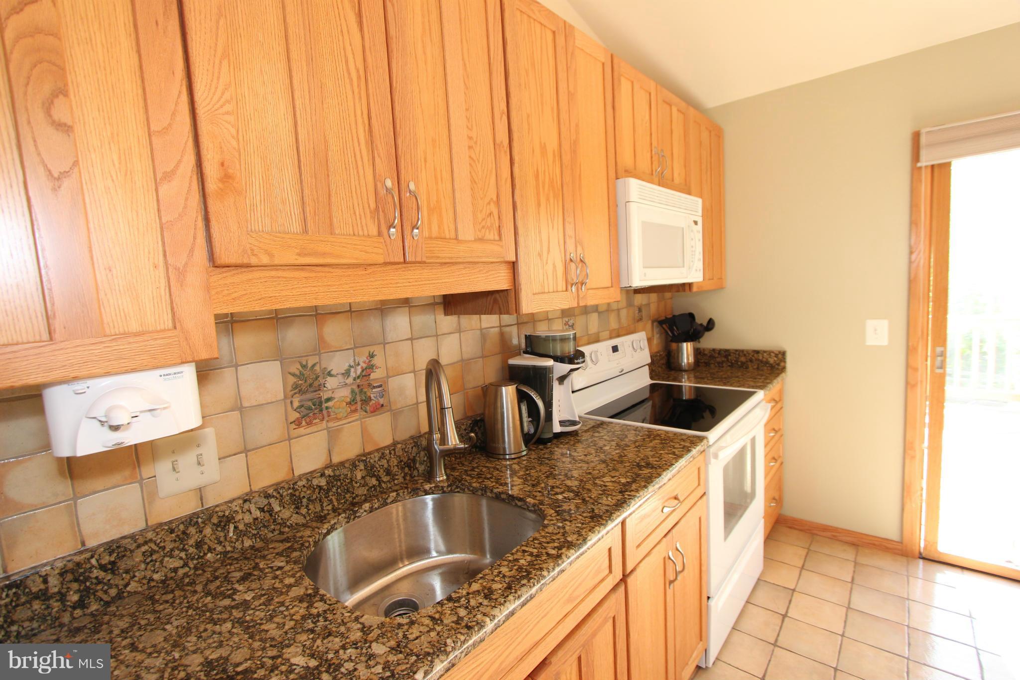 COUNTRYSIDE - Residential