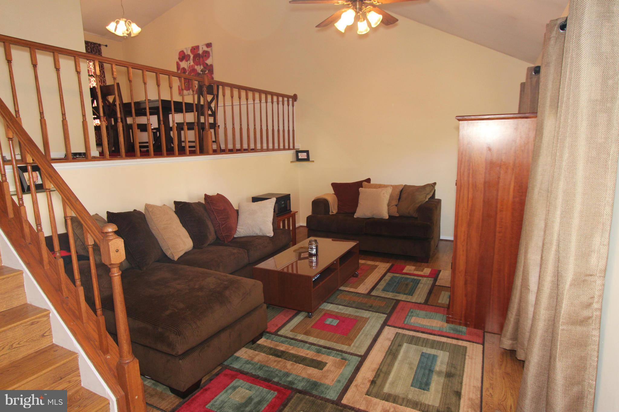 COUNTRYSIDE - Residential