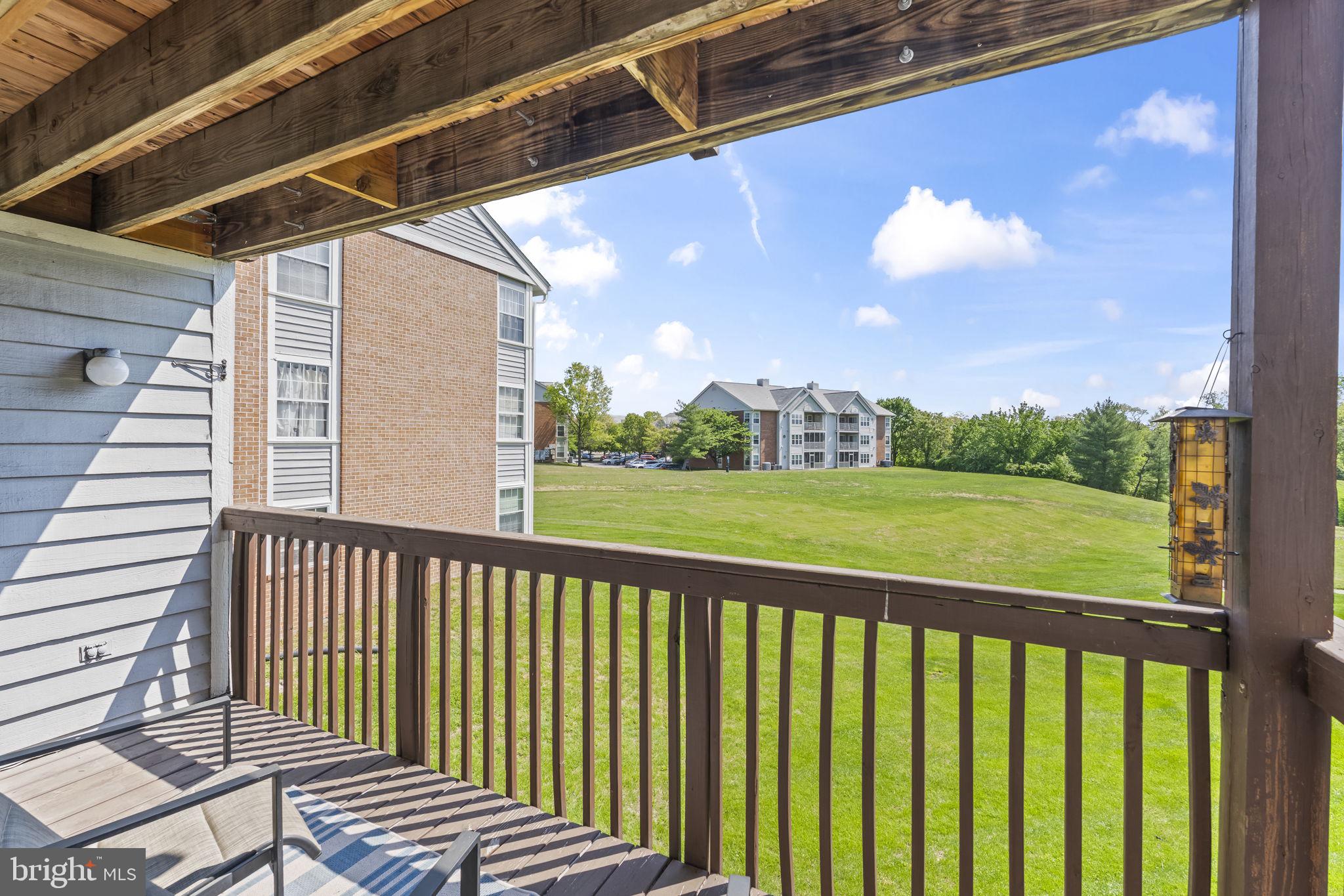 CROMWELL FOUNTAIN - Residential