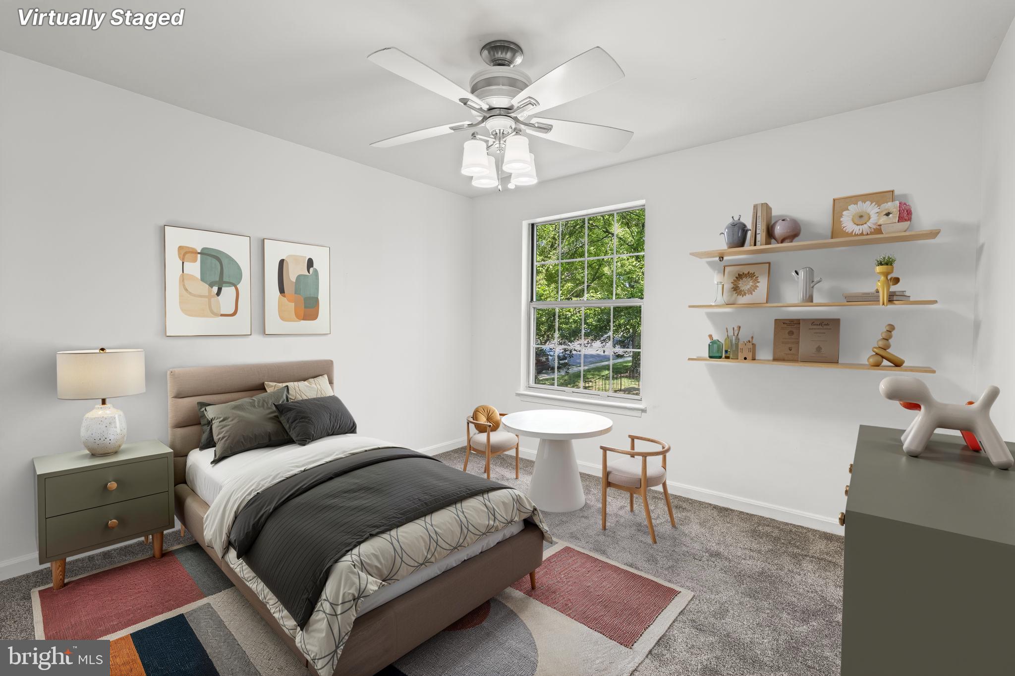 CROMWELL FOUNTAIN - Residential