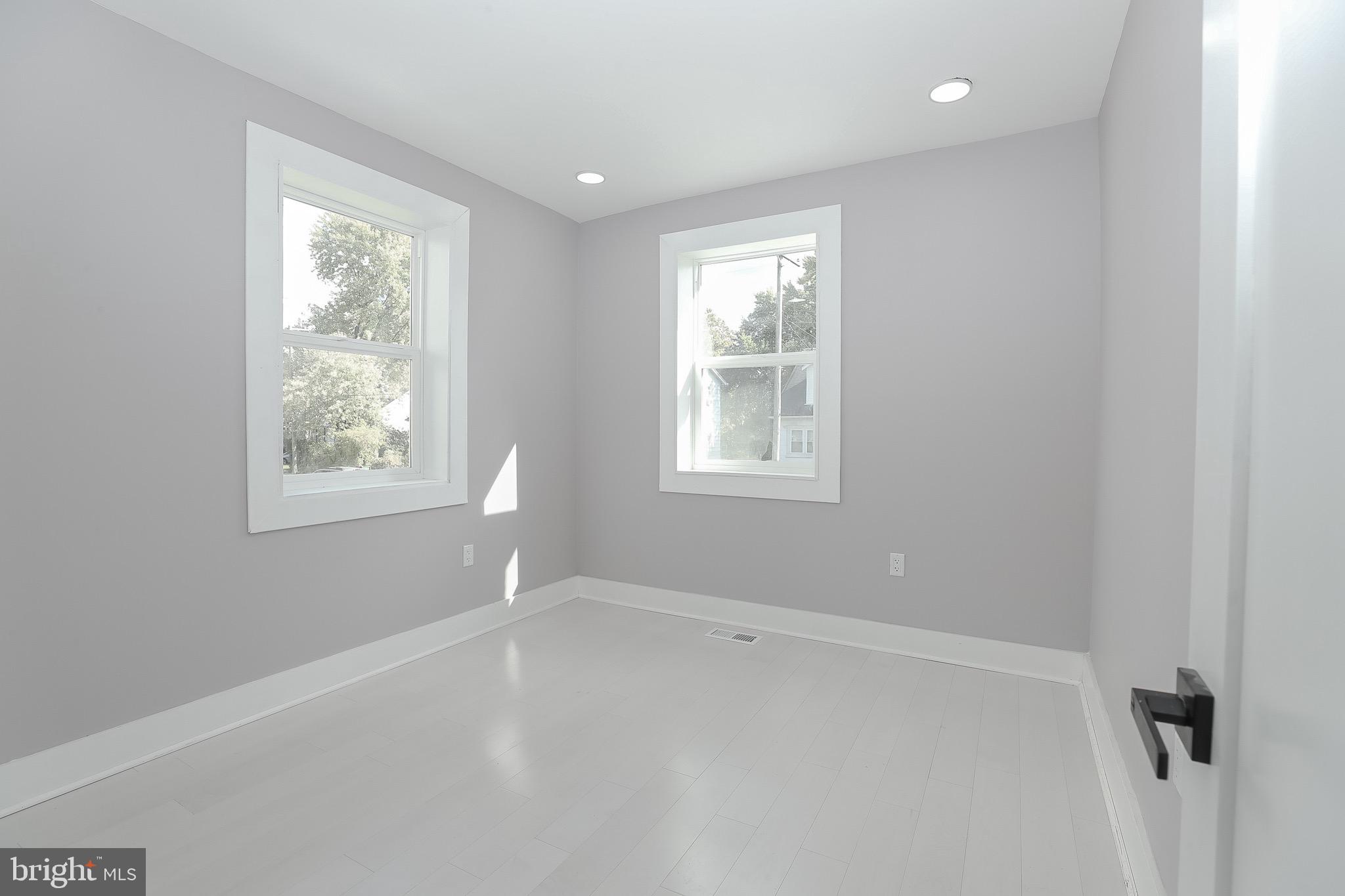 FRANKFORD - Residential