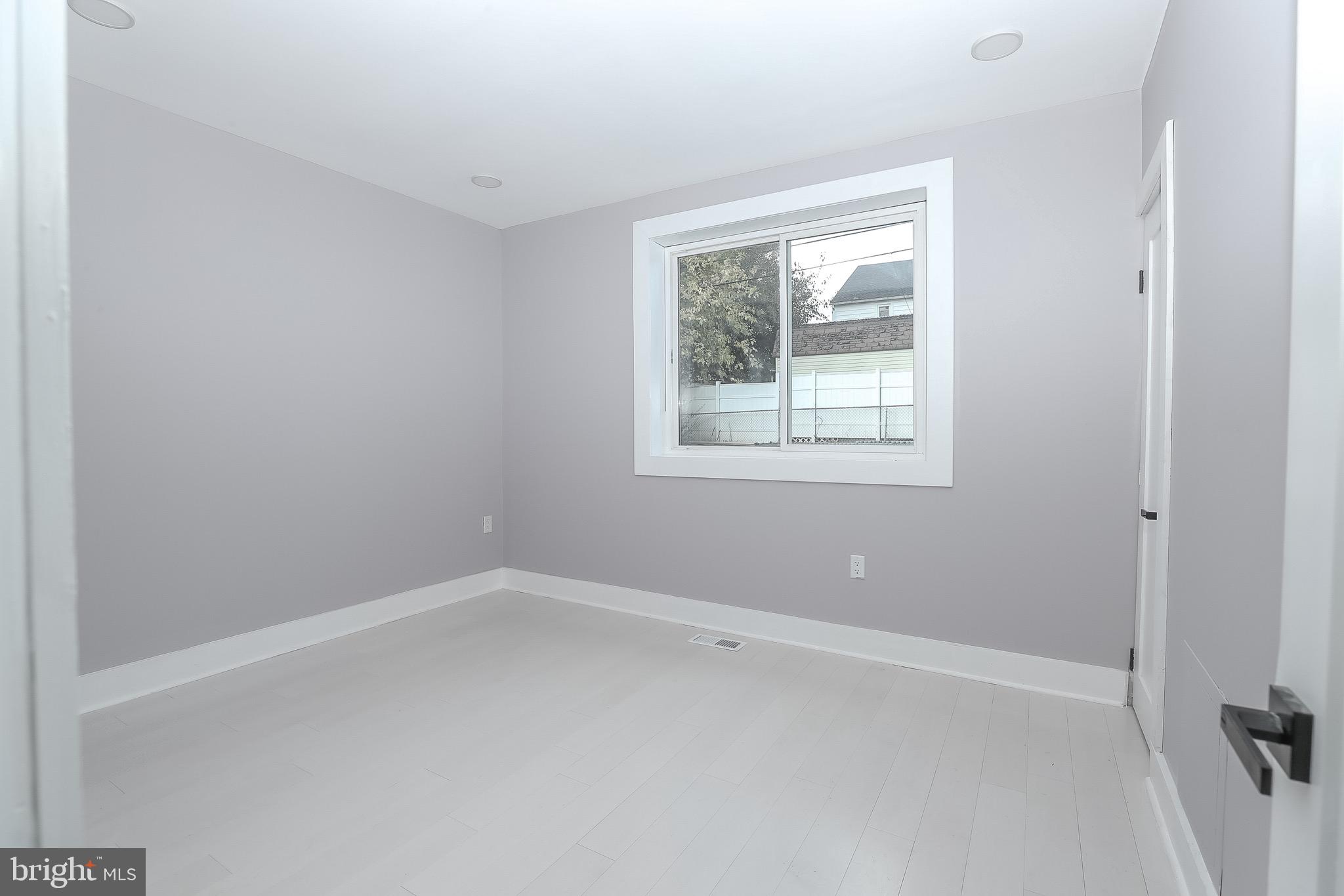 FRANKFORD - Residential