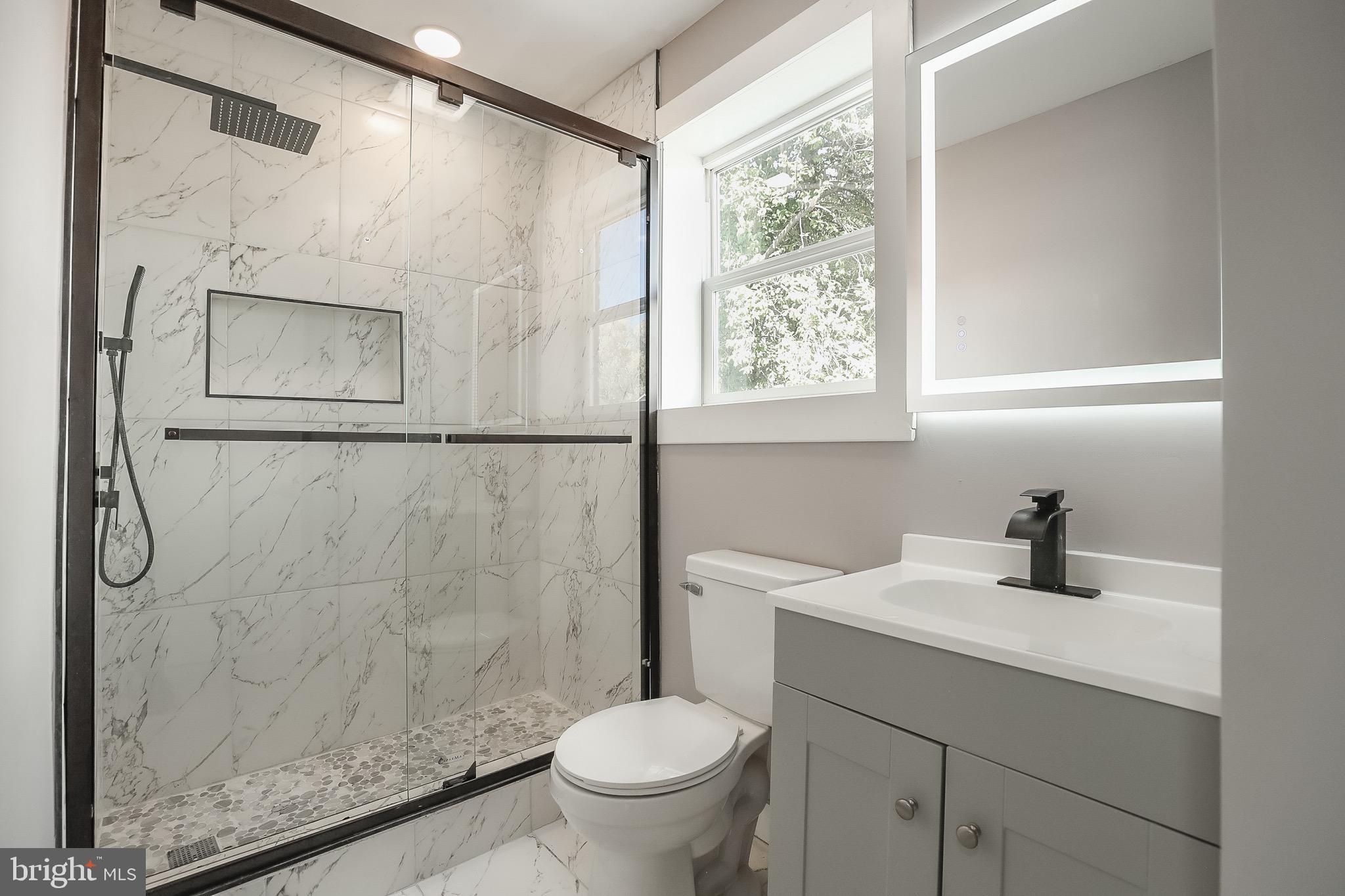 FRANKFORD - Residential