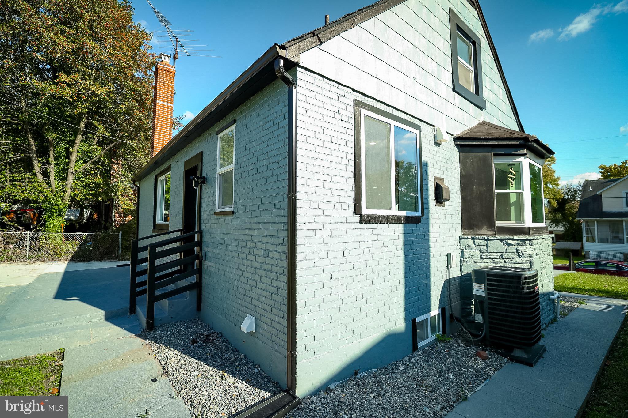 FRANKFORD - Residential