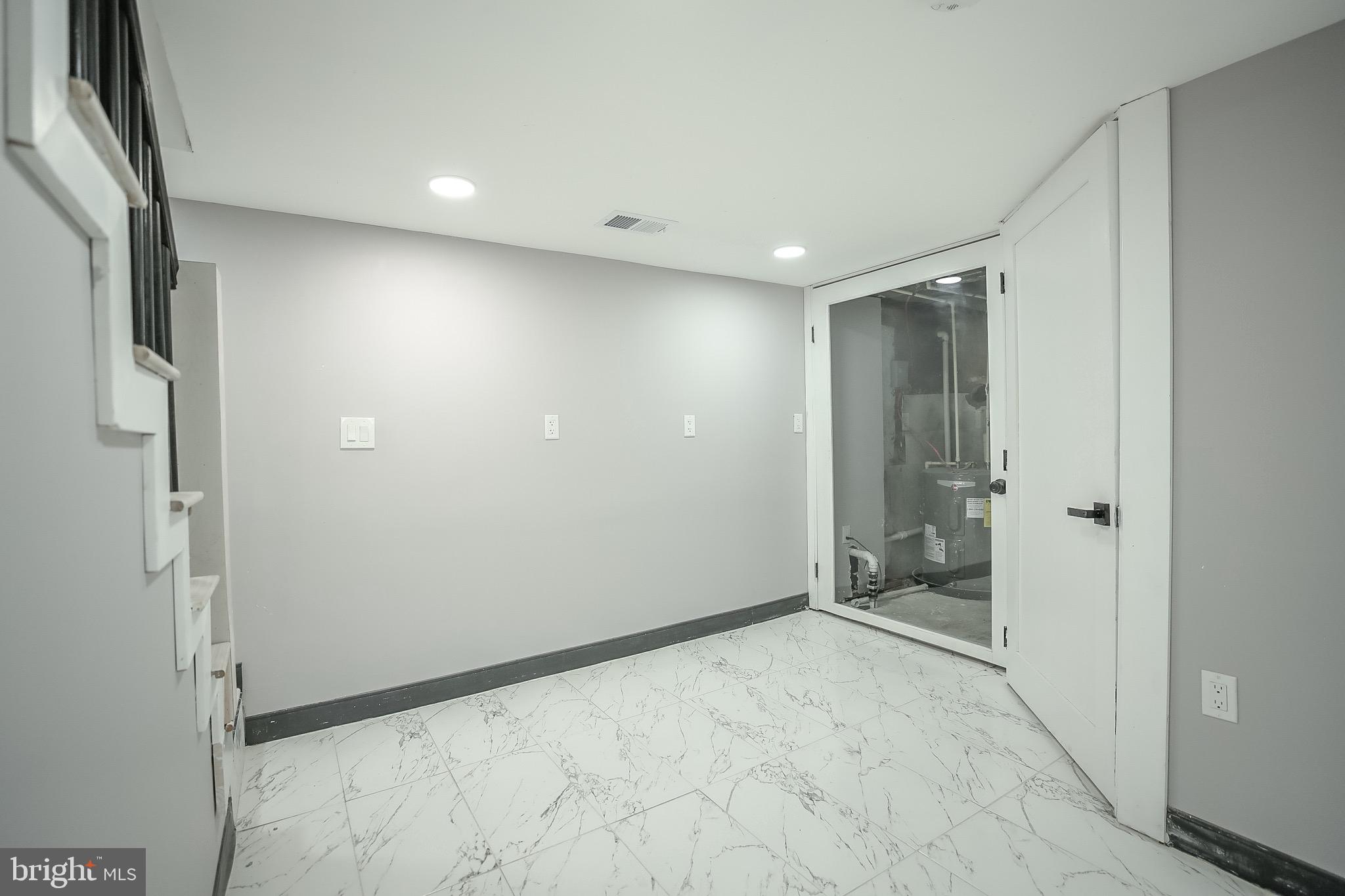 FRANKFORD - Residential