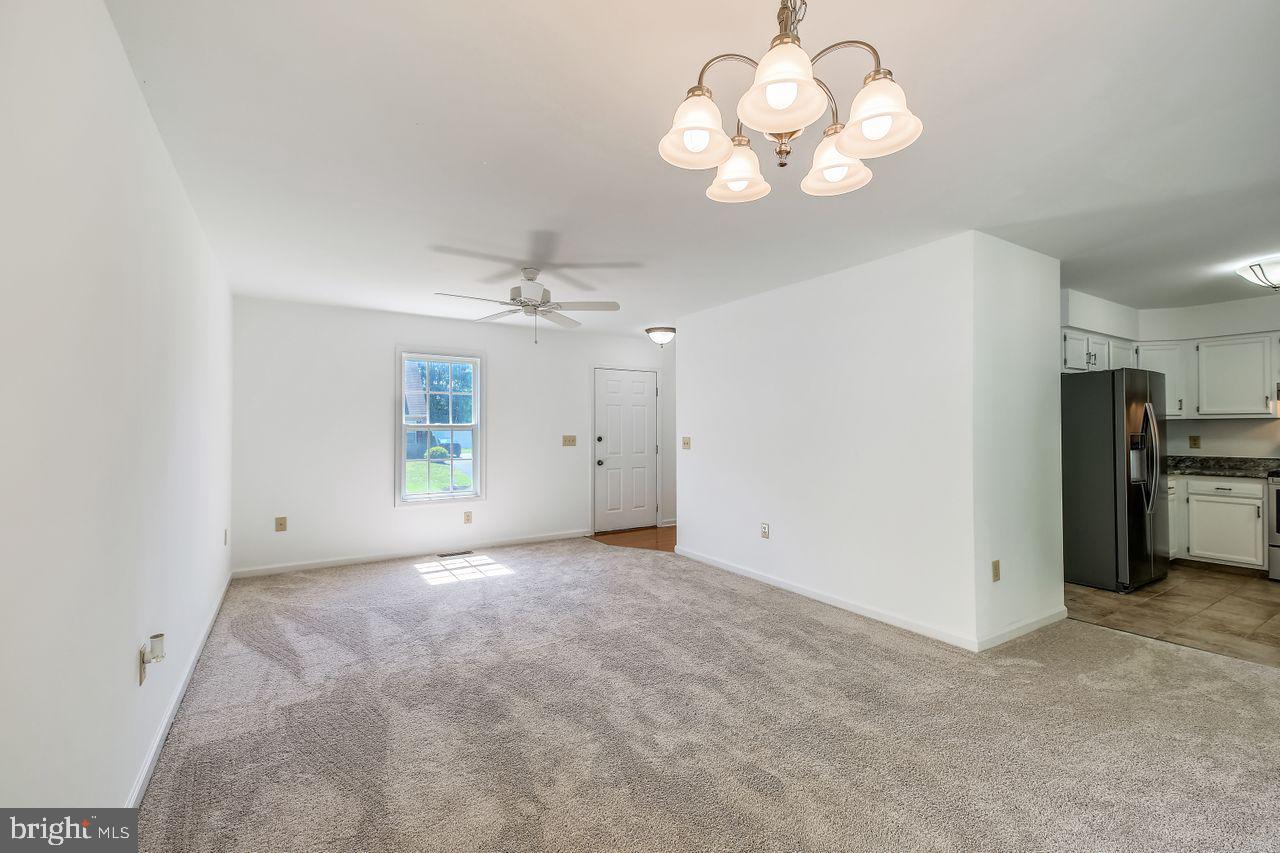 MEADOW BROOK - Residential