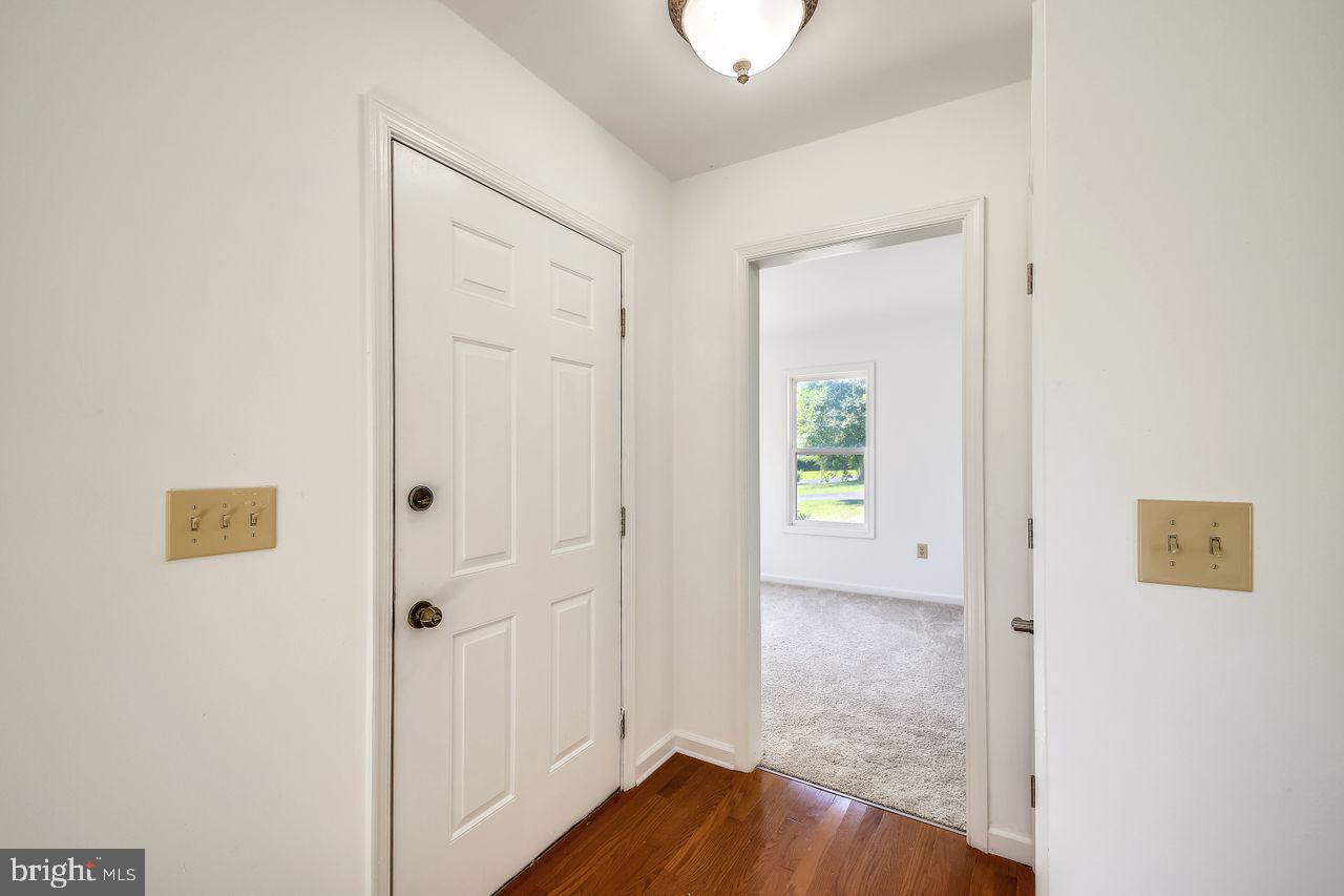 MEADOW BROOK - Residential