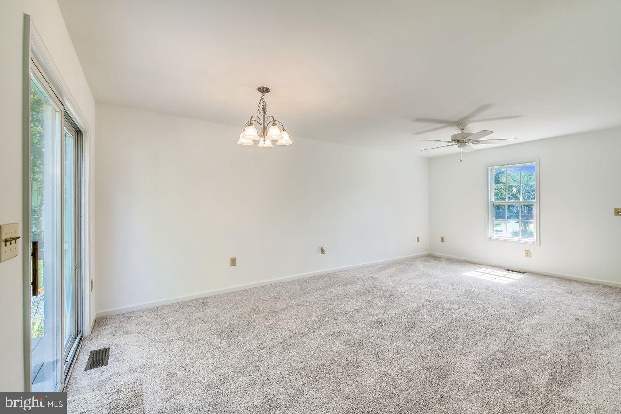 MEADOW BROOK - Residential