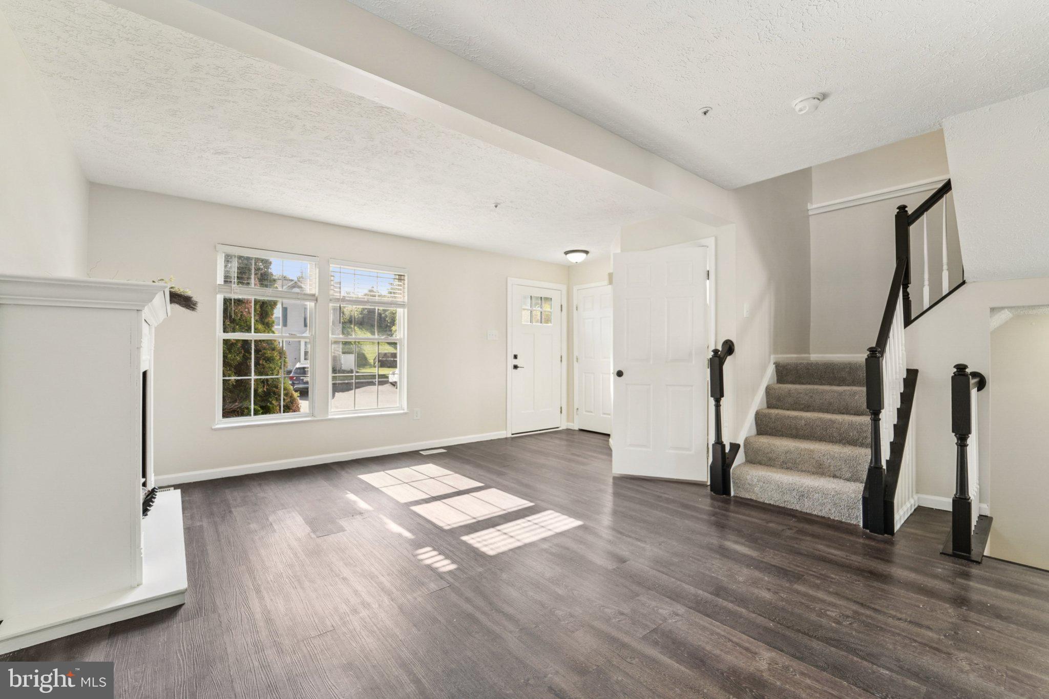 174 GLEN VIEW TERRACE