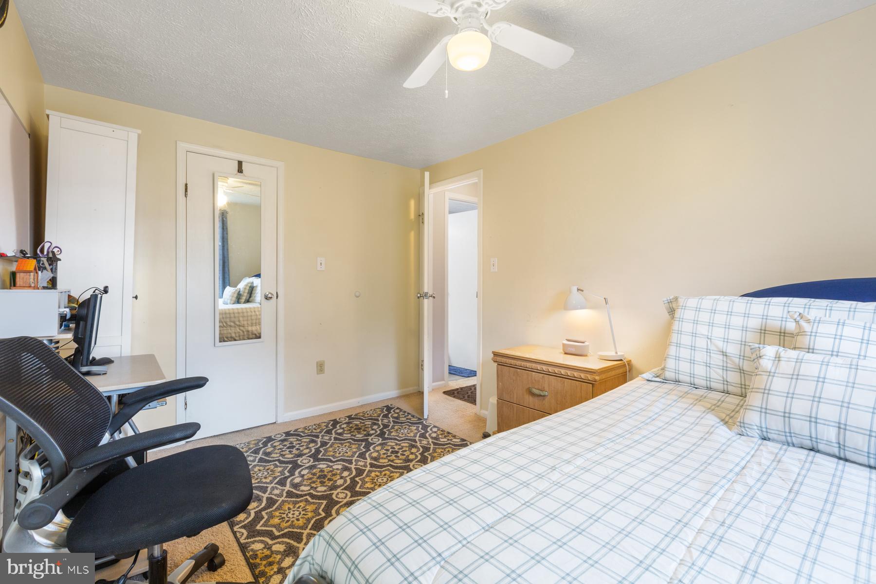 DUMONT OAKS - Residential