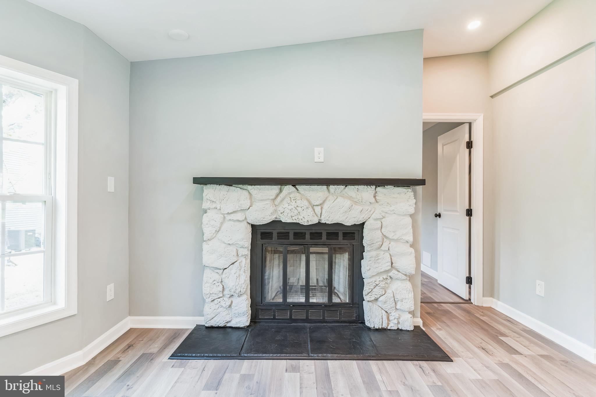 4067 SONGBIRD LANE