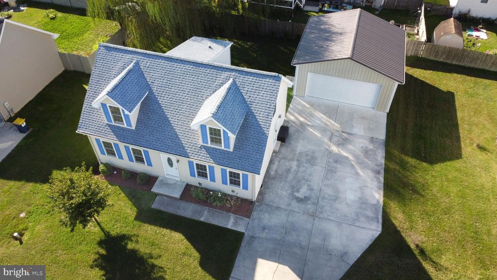Photo of 302 Woodsedge Lane, FELTON, DE 19943 (MLS # DEKT2040710)