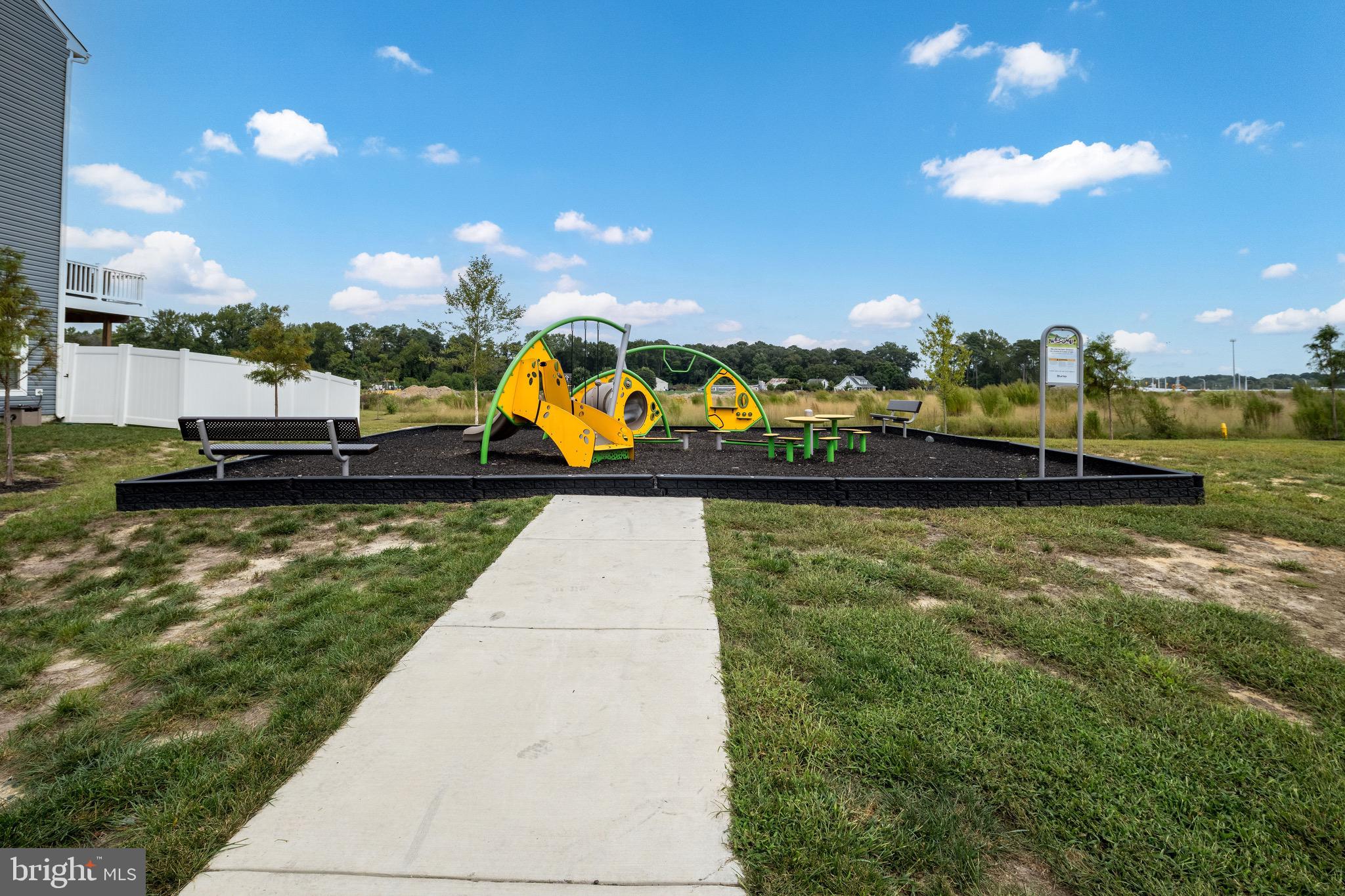 PLANTATION LAKES - Residential