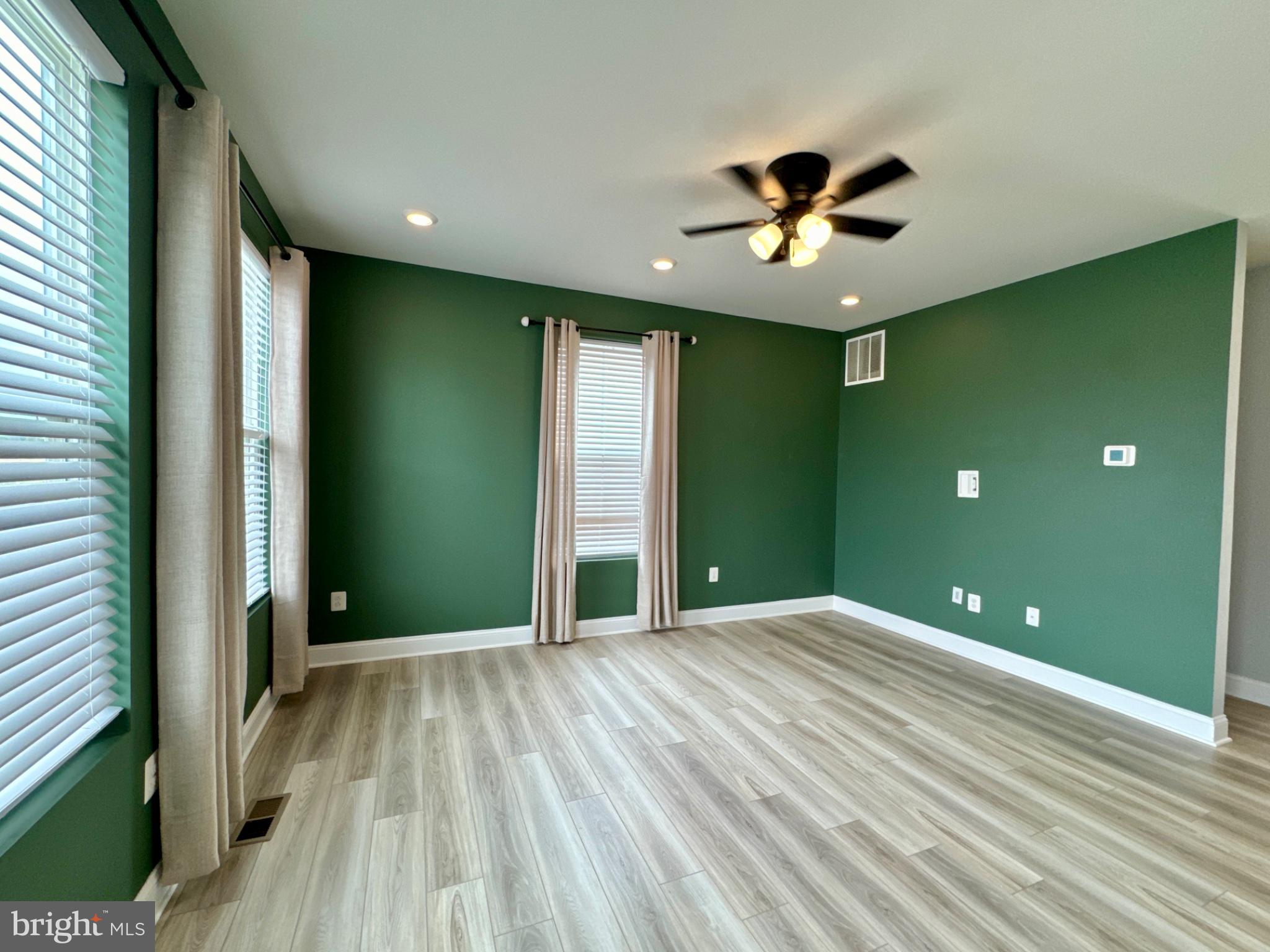 PLANTATION LAKES - Residential