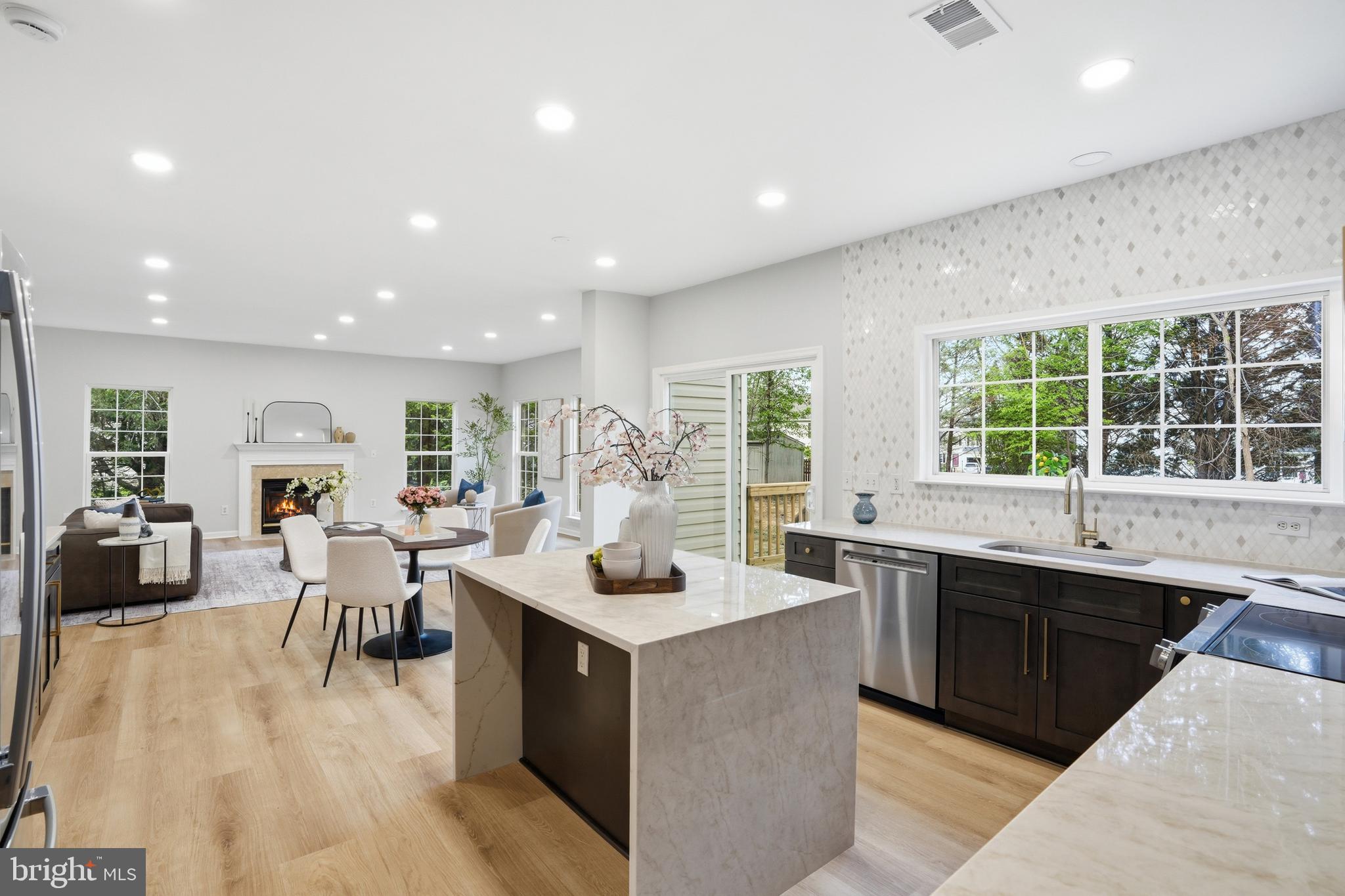 LOCUST GROVE - Residential