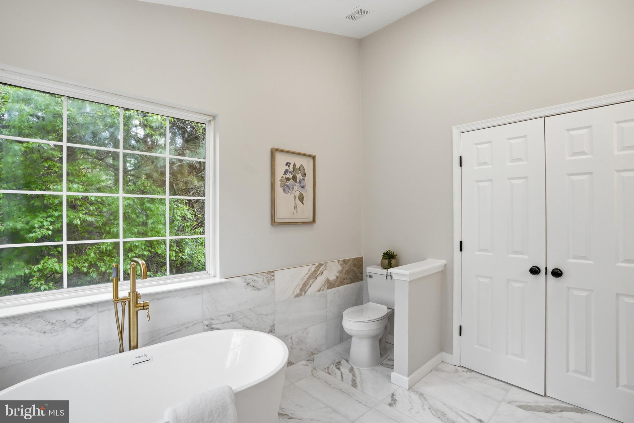 LOCUST GROVE - Residential