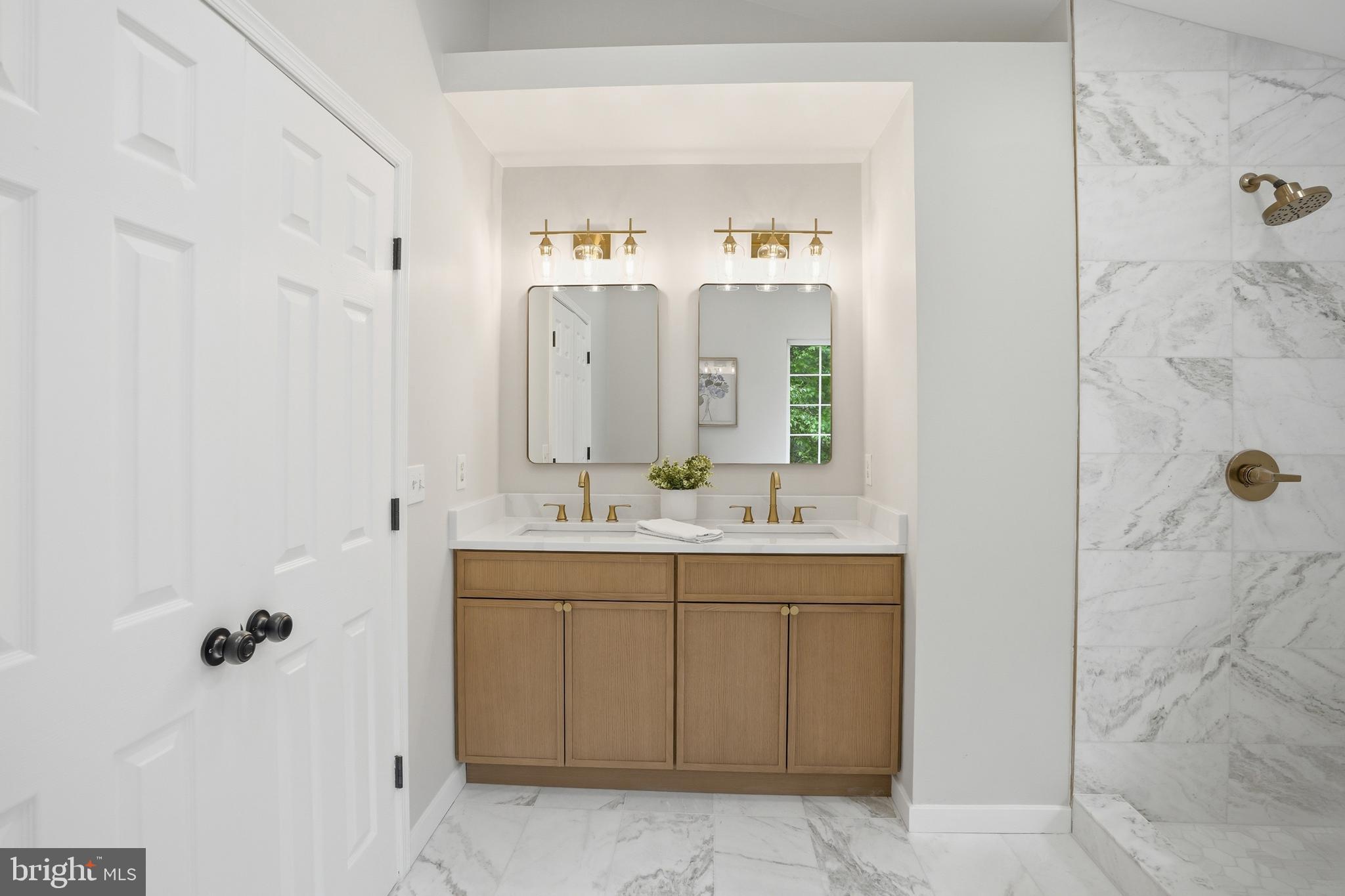 LOCUST GROVE - Residential