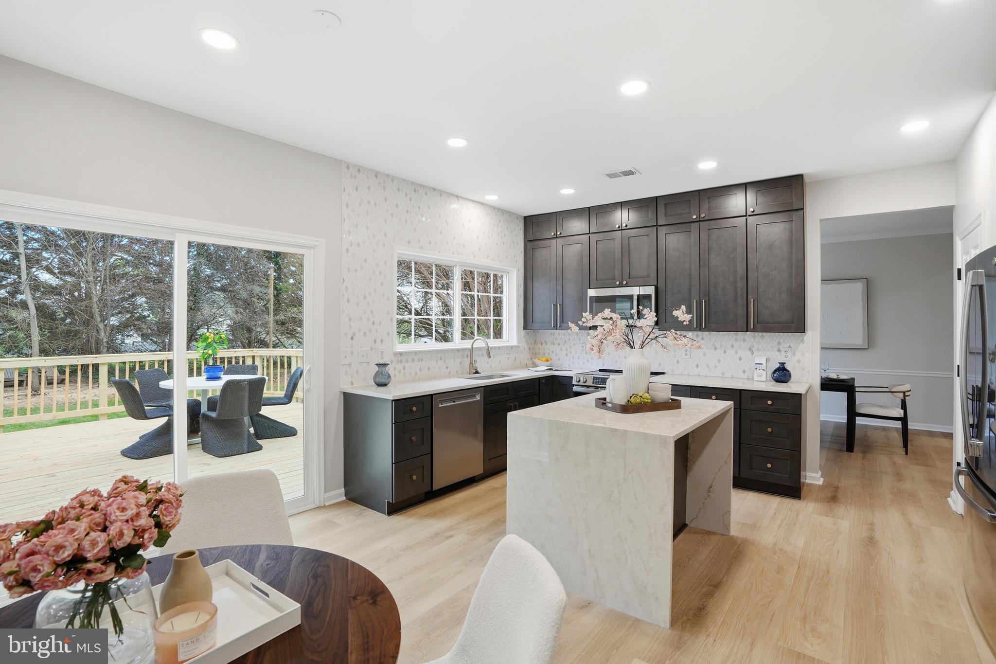 LOCUST GROVE - Residential