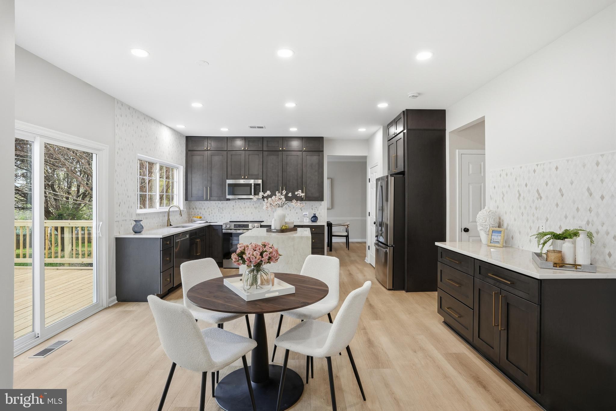 LOCUST GROVE - Residential