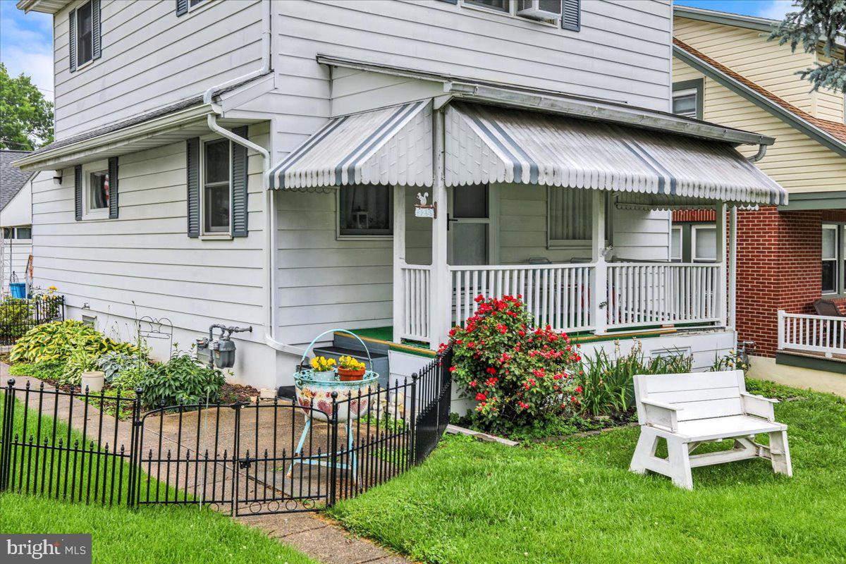 325 SUMMIT AVENUE