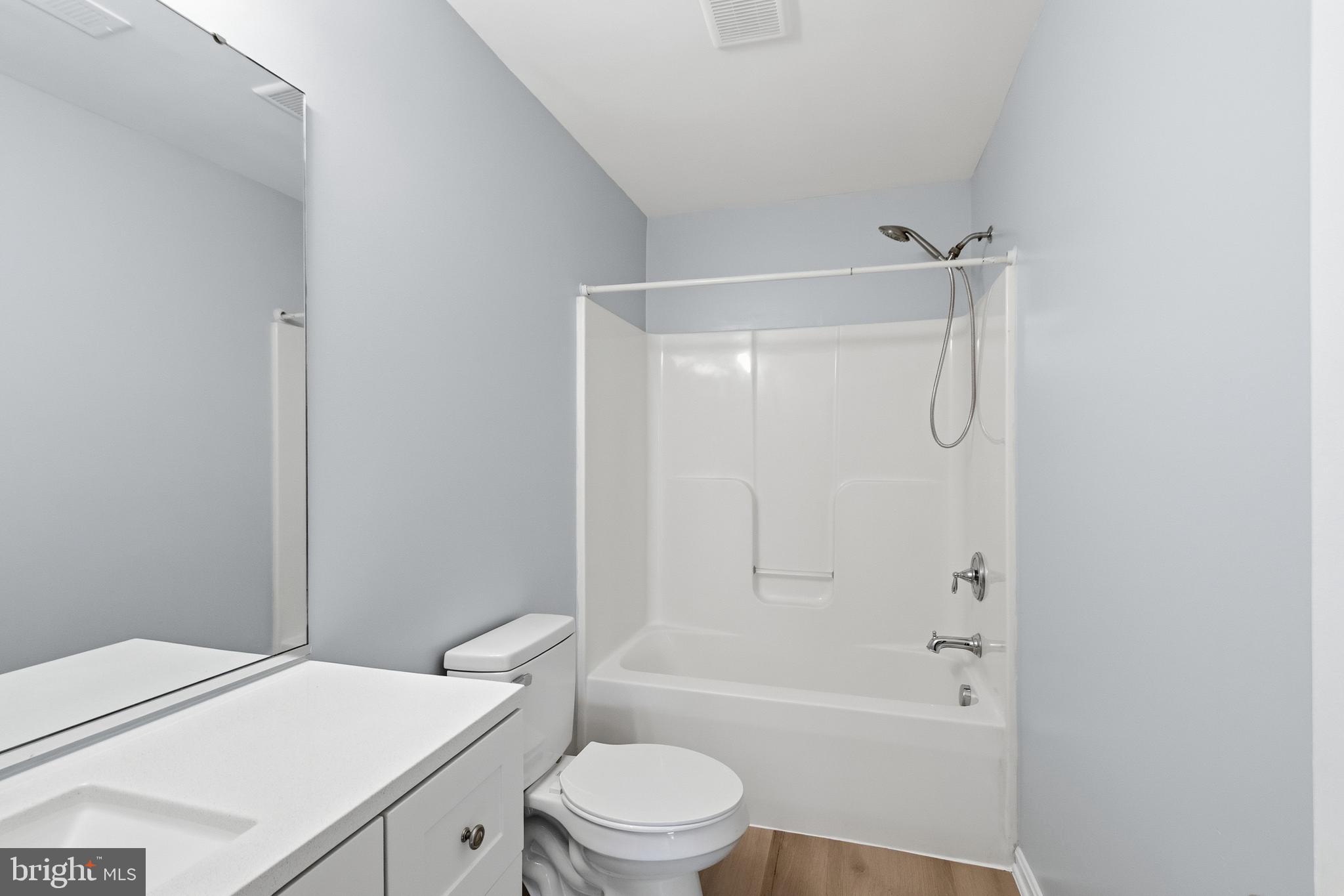 OLE FIELD ESTATES - Residential