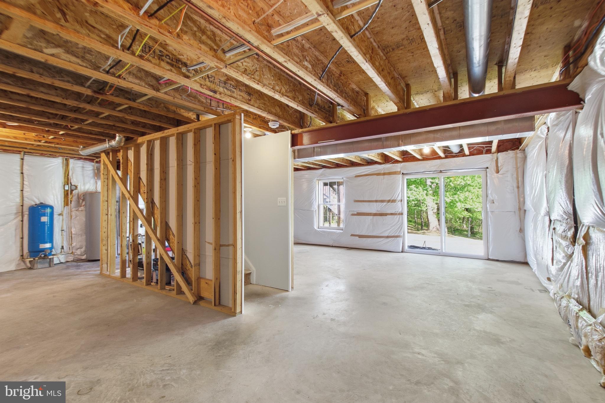 OLE FIELD ESTATES - Residential