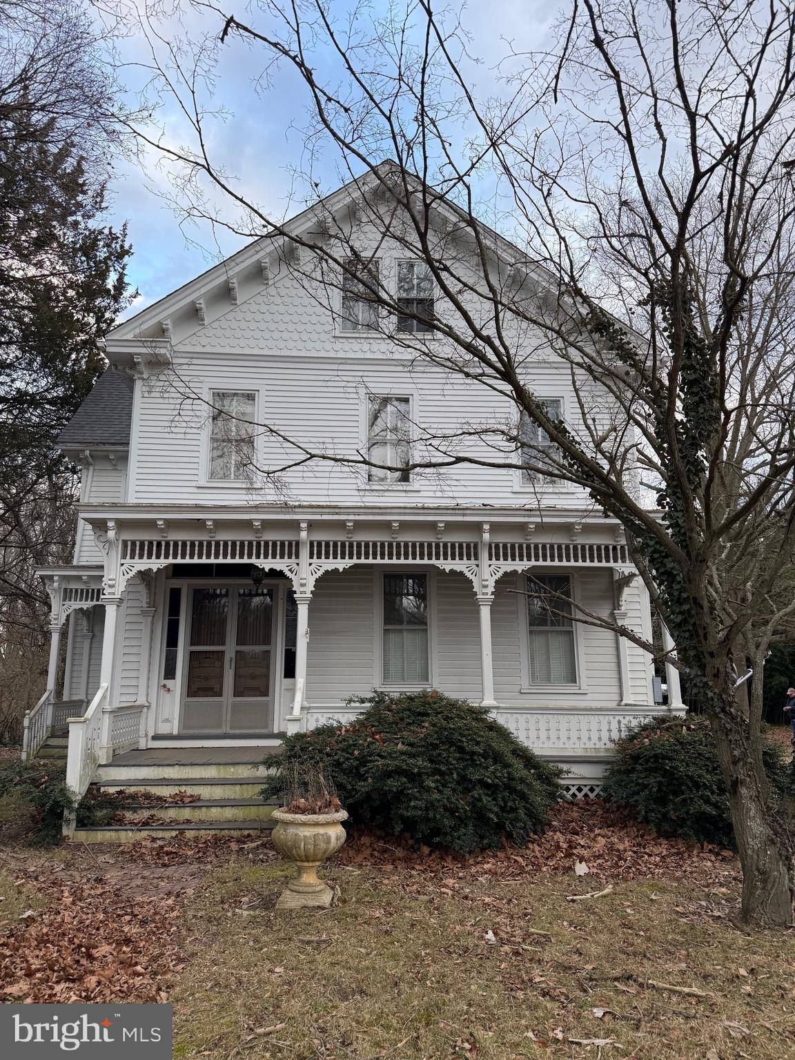 670 YE GREATE STREET