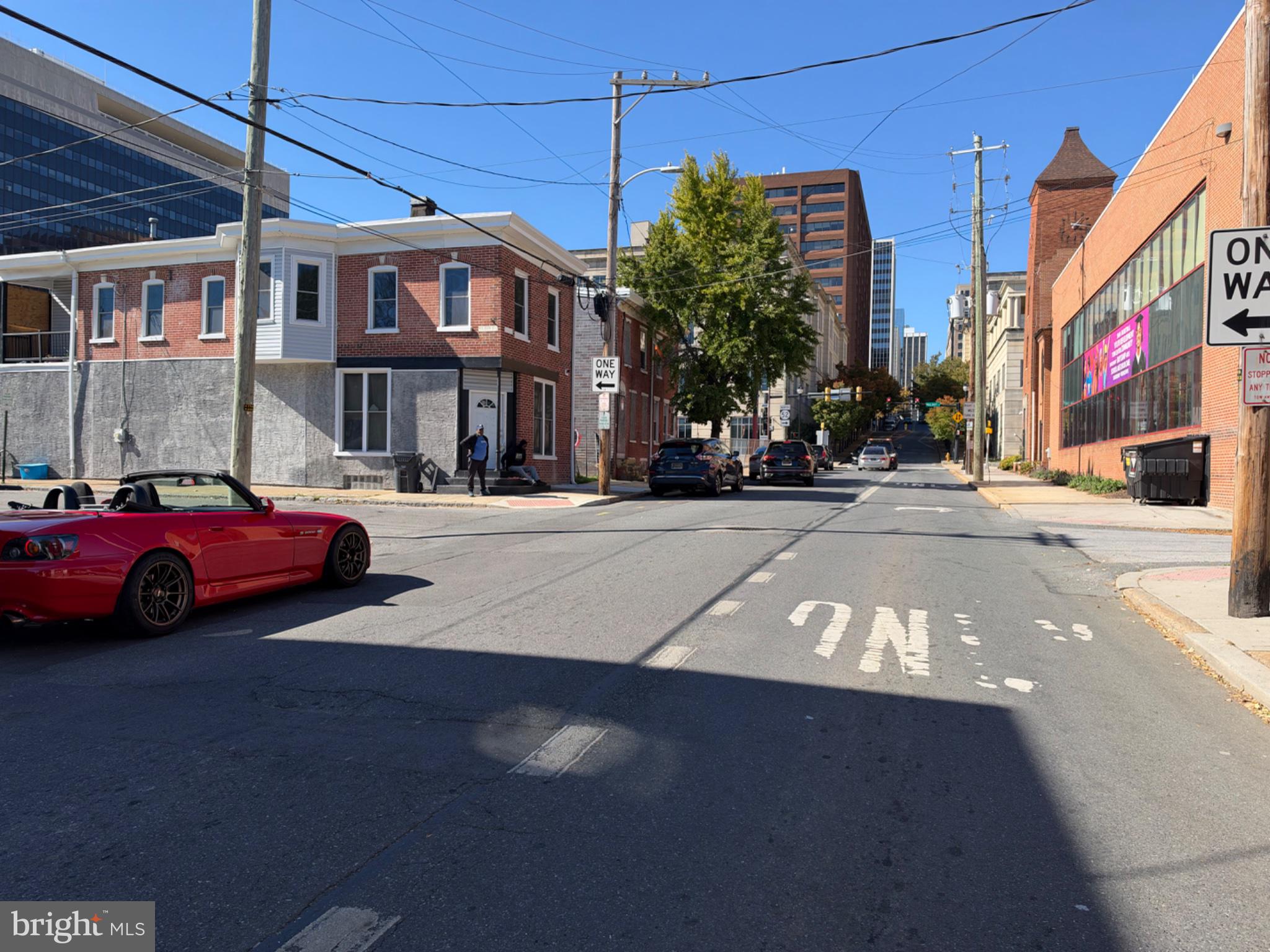 318 E 10TH STREET