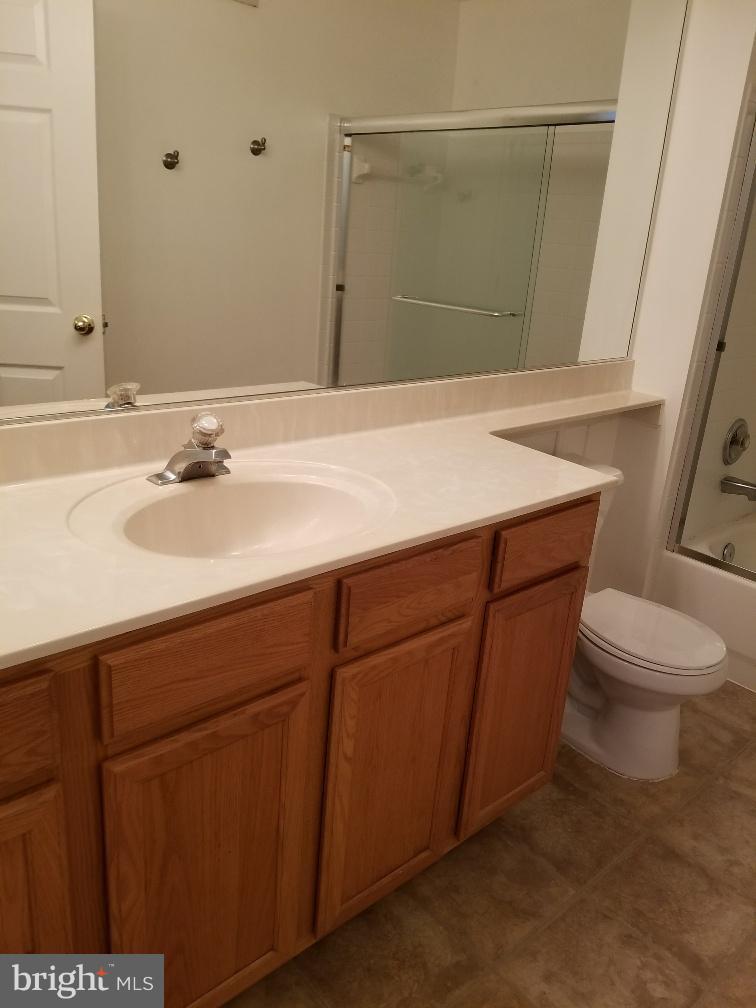 AMBER RIDGE AT MILESTONE - Residential Lease