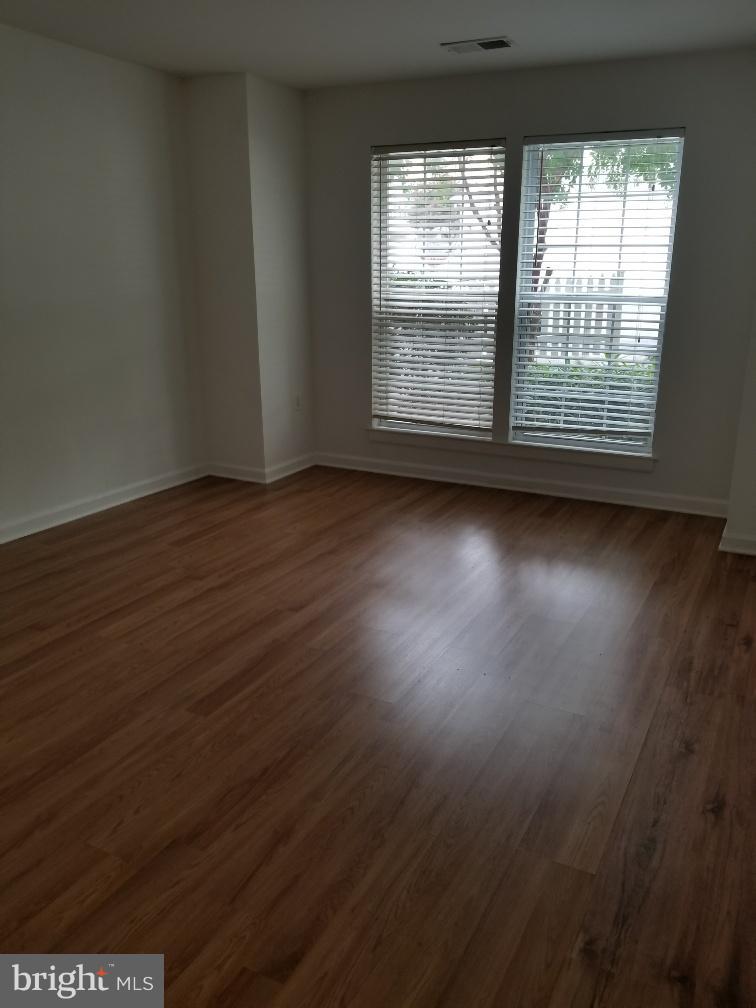 AMBER RIDGE AT MILESTONE - Residential Lease