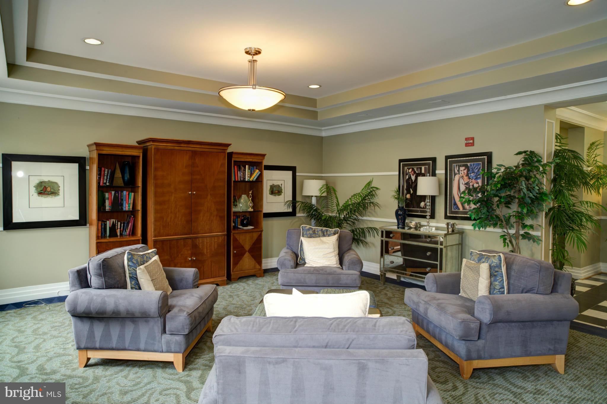 CAMERON STATION - Residential Lease