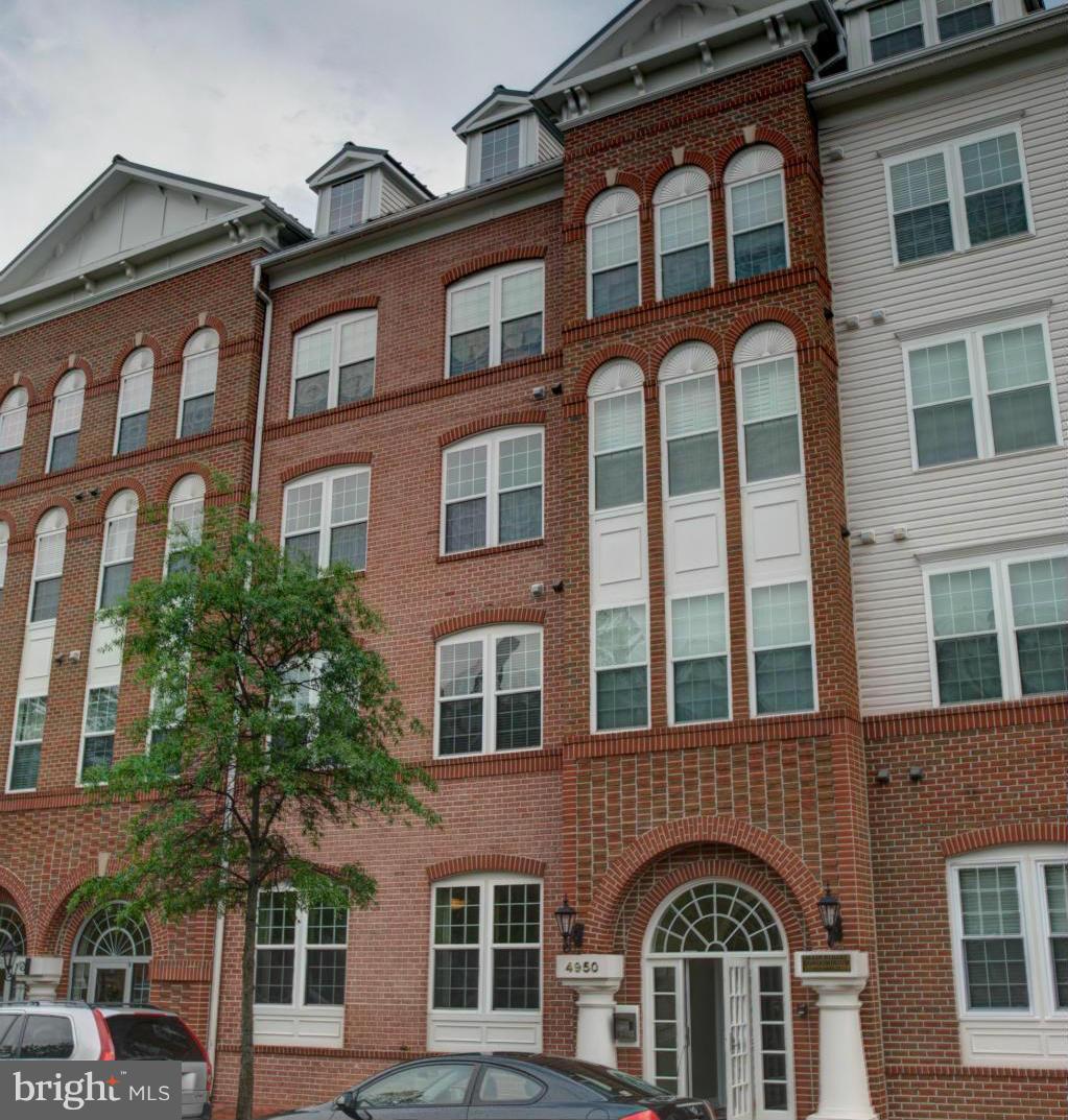 CAMERON STATION - Residential Lease