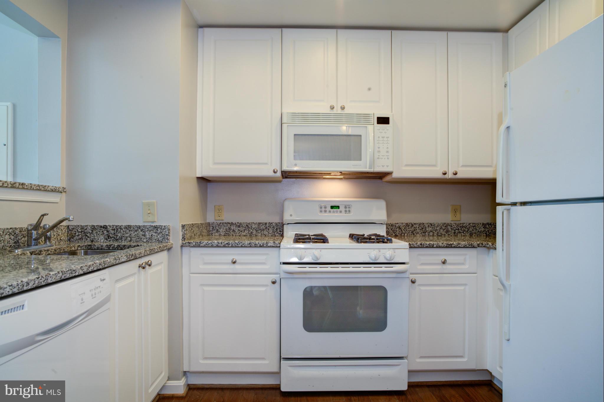 CAMERON STATION - Residential Lease