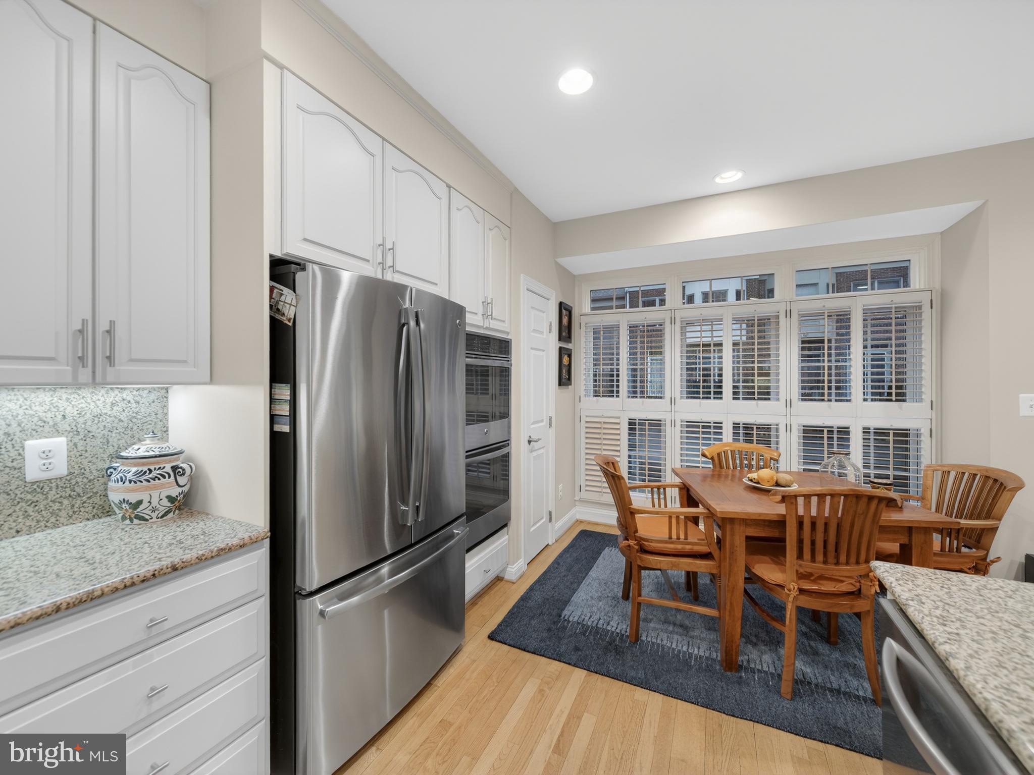 PALISADES PARK - Residential